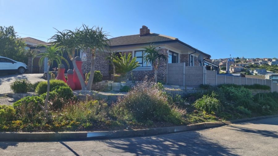 3 Bedroom Property for Sale in Dana Bay Western Cape